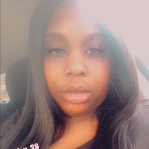 Meet your Posher, Alana